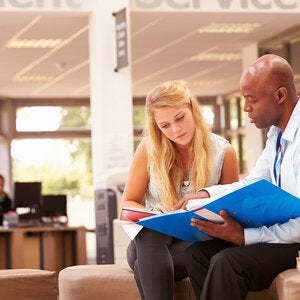 counselor speaking with a student